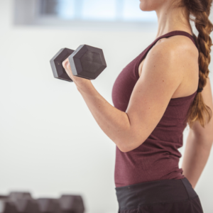 Musculação para mulheres: benefícios reais, dicas práticas